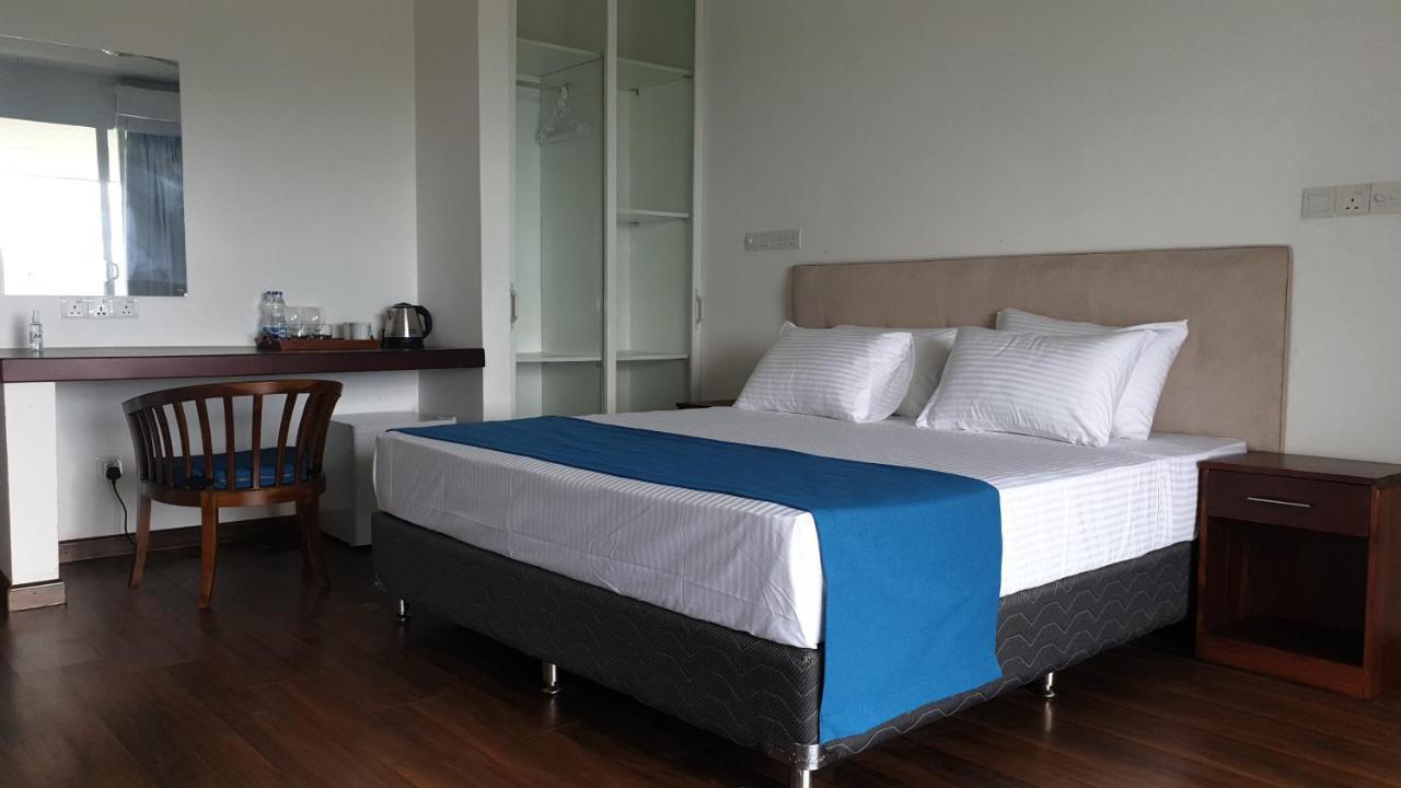 The Mountbatten Hotel Kandy Dış mekan fotoğraf